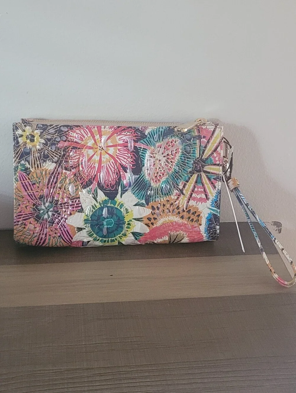 Brahmin Daisy Desert Bloom Wrislet Clutch Bag